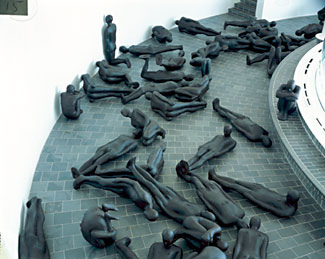 How Does Antony Gormley Make Body Sculptures?