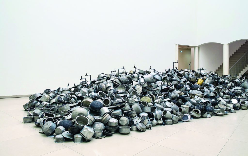 Subodh Gupta: cooking pots that contain the cosmos
